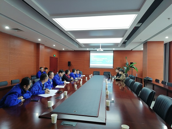 5月10日，彬州公司綠色工廠創(chuàng)建啟動會在行政會議室召開，渭化集團(tuán)副總經(jīng)理段立波、彬州公司副總經(jīng)理、生產(chǎn)部部長張安平等相關(guān)單位負(fù)責(zé)人參會.jpg