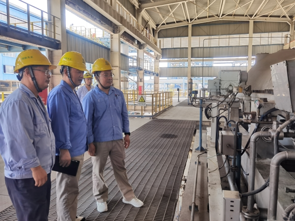 9月8日，公司機組透平電驅(qū)改造項目小區(qū)赴蒲城清潔能源化工有限責(zé)任公司進行對標(biāo)交流2.jpg