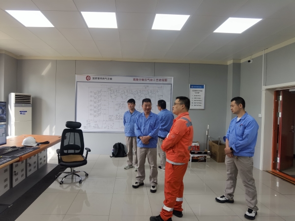 9月13日，公司機組透平電驅(qū)改造項目小區(qū)赴國家管網(wǎng)集團西氣東輸公司甘陜輸氣分公司高陵作業(yè)區(qū)進行對標(biāo)交流.jpg