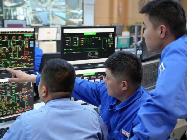 節(jié)日沒什么特殊的，全力以赴做好開車初期自己的本職工作就行.jpg