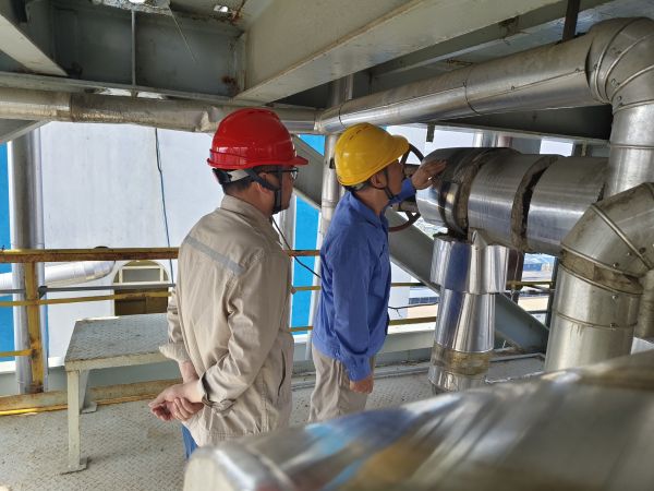6月5日上午，尿素車間開展節(jié)前安全檢查.jpg